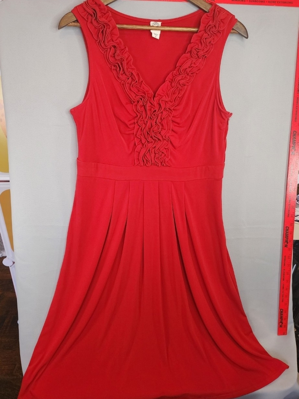 Signature by Sangria Red Sleeveless V-Neck Dress